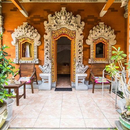 Hotel Pondok Wisata Elsa 2 Lovina Esterno foto