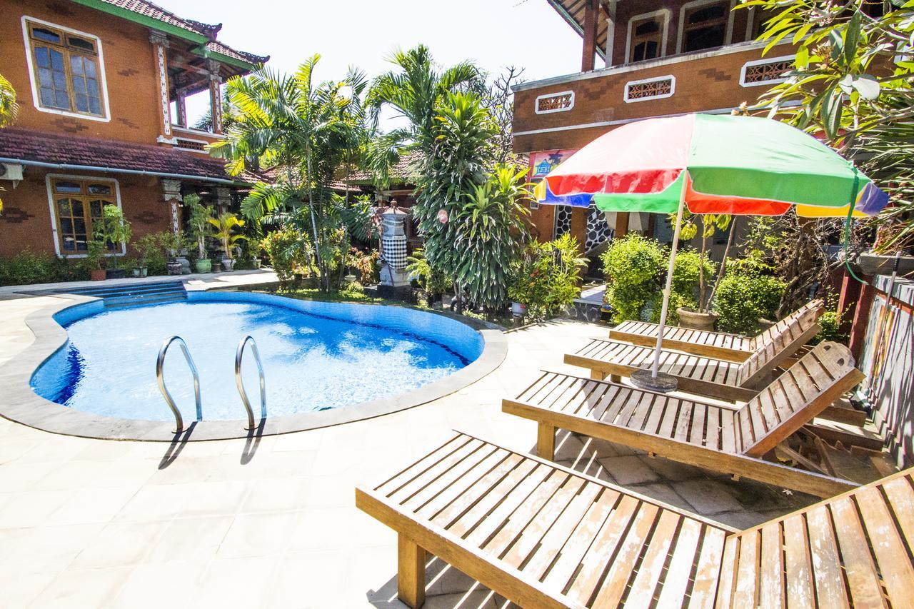 Hotel Pondok Wisata Elsa 2 Lovina Esterno foto