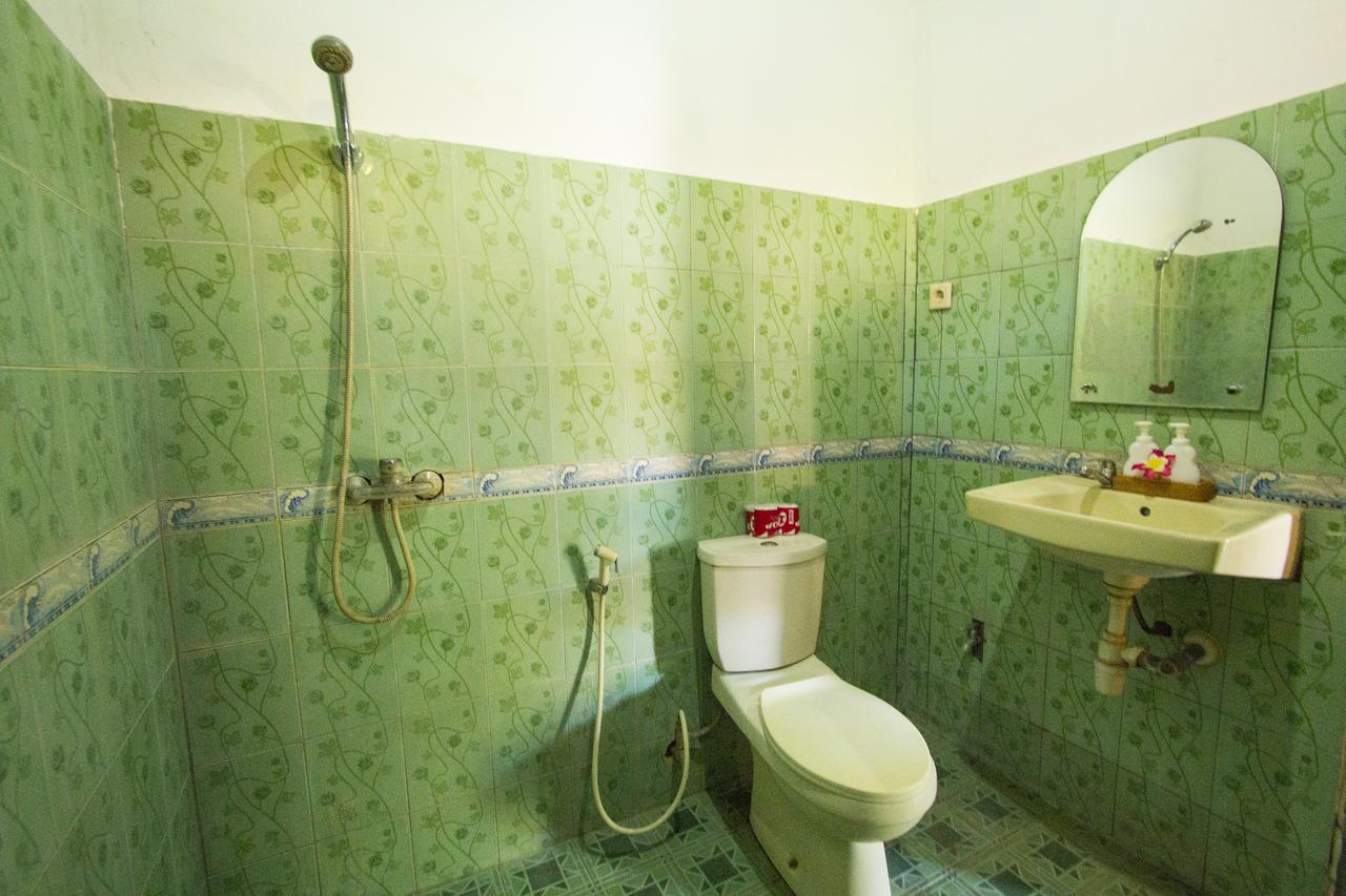 Hotel Pondok Wisata Elsa 2 Lovina Esterno foto
