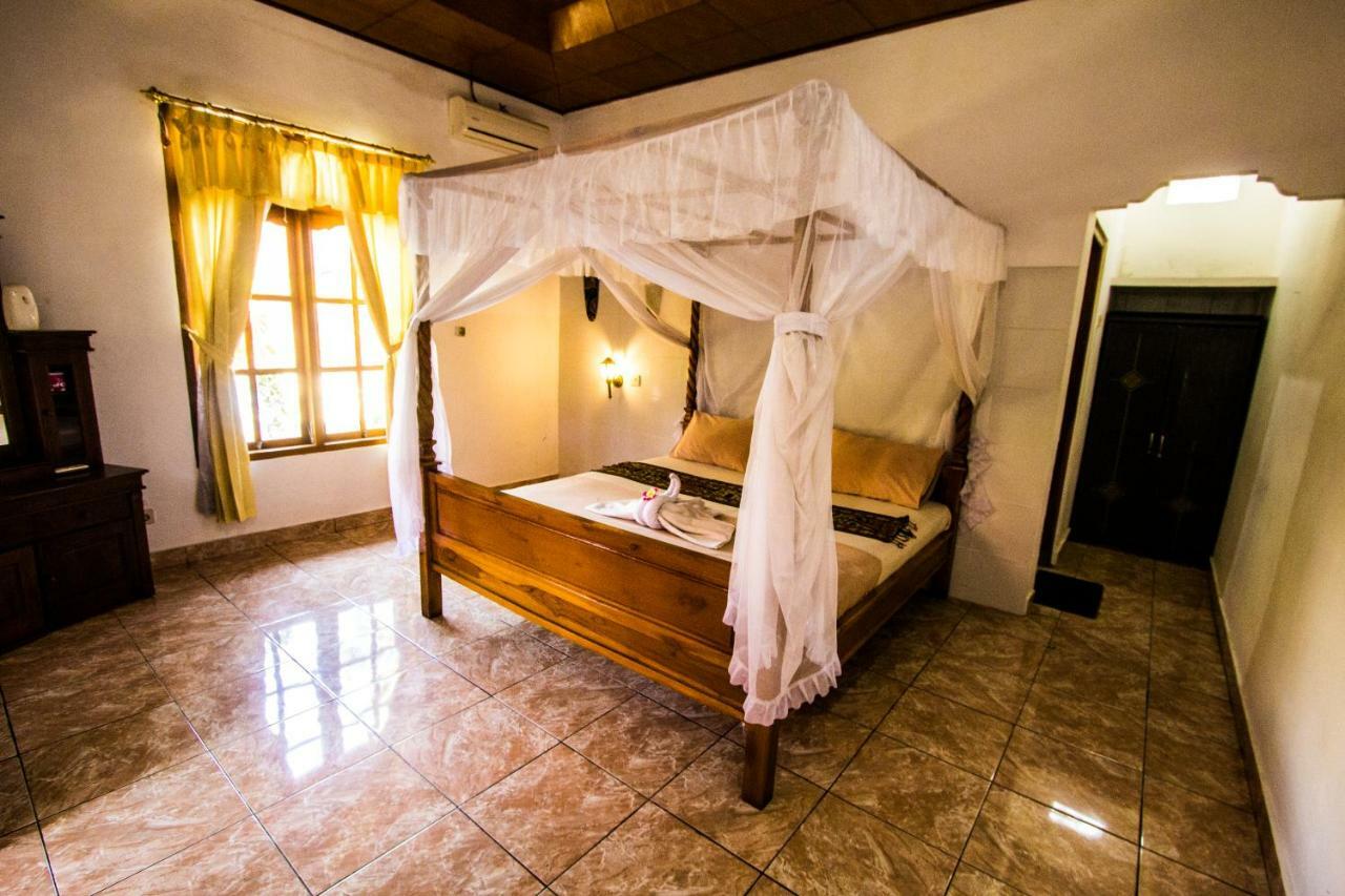 Hotel Pondok Wisata Elsa 2 Lovina Esterno foto